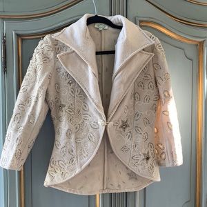 STUNNING!!! Wool jacket with beautiful embroidery